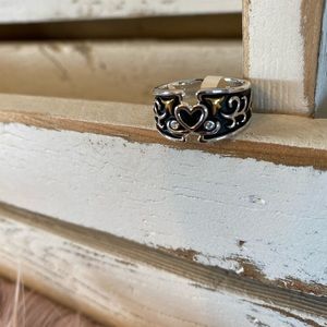 Size 8 Montana Silversmiths Ring 💍